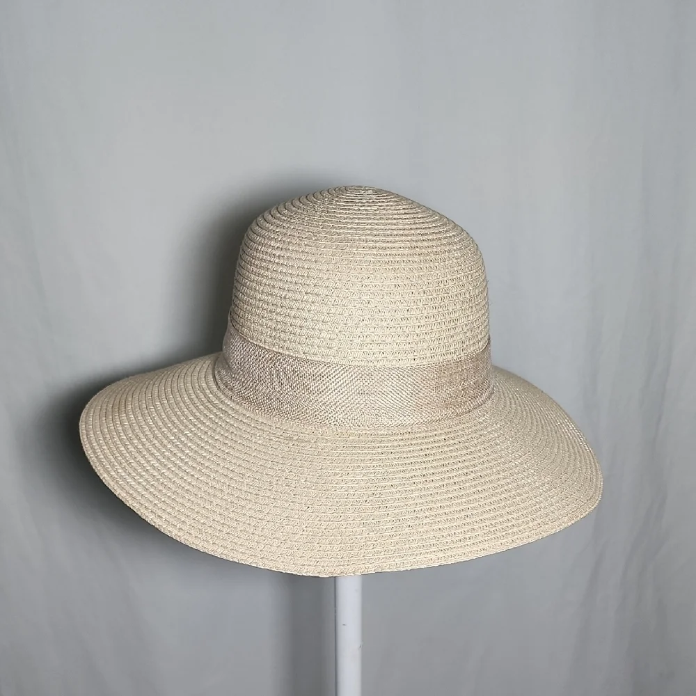 Cream Women's Hat with Bow